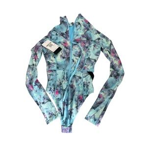 Nike Swim Women's HydraLock Fusion Long-Sleeve One-Piece swimsuit